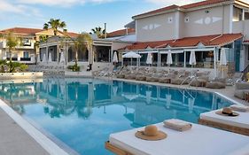 Dennys Inn Hotel